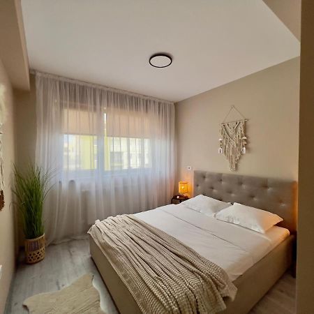 Boholand Apartment Брашов Екстериор снимка