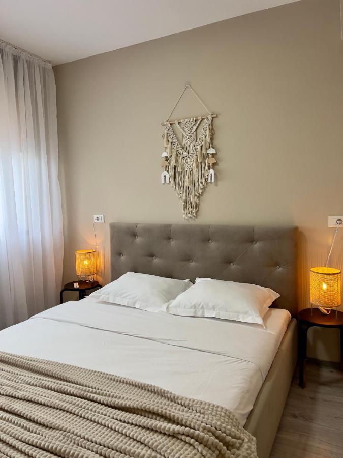 Boholand Apartment Брашов Екстериор снимка