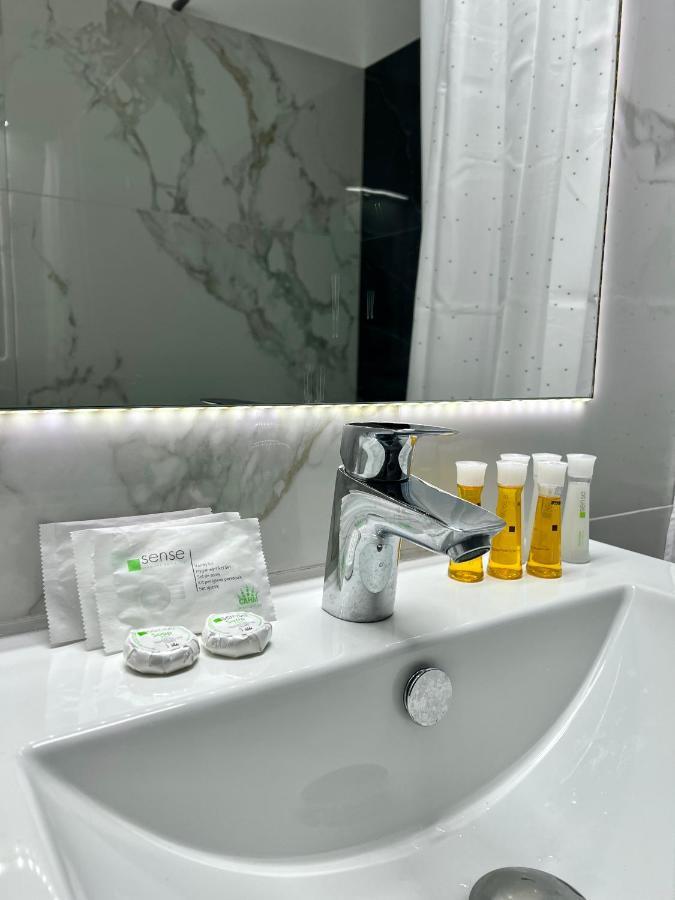 Boholand Apartment Брашов Екстериор снимка